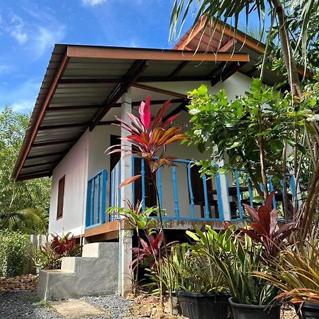 Blue Sky Bungalow Koh Jum Exterior foto